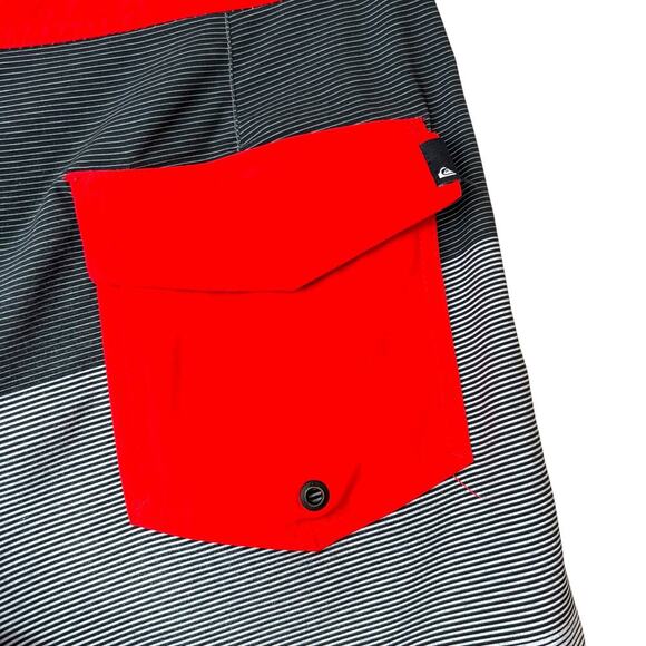 Quiksilver Highline Boardshorts 4-way Stretch Men's 28" Waist - Picture 10 of 13